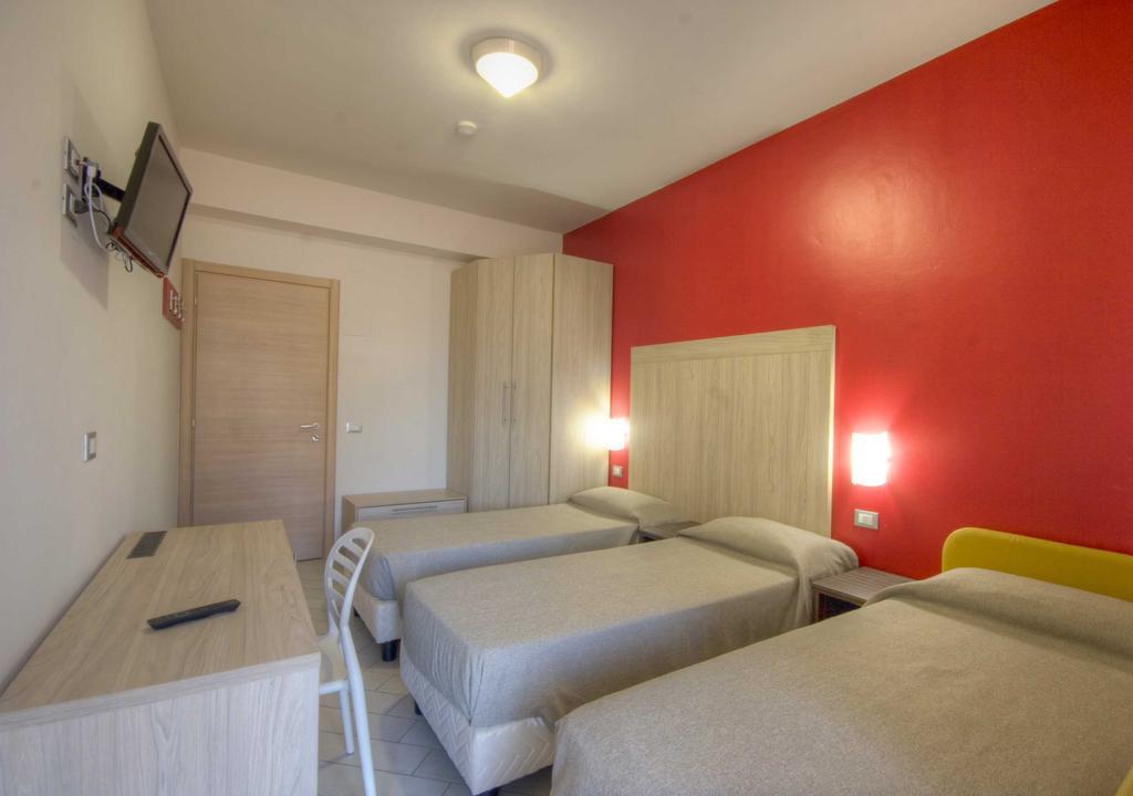 Hotel Sydney San Benedetto del Tronto Habitación foto